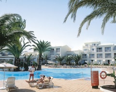 Hotel Riu Oliva Beach Resort - All Inclusive (Corralejo, Spain)
