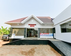 Otel Capital O 28276 Harshavardhana Inn (Thrissur, Hindistan)