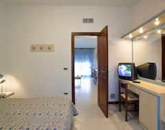 Khách sạn Baiaverde Hotel Residence (Valledoria, Ý)