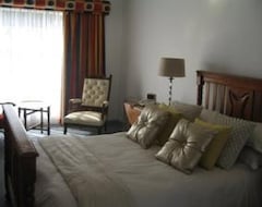 Hotel Club Africa Guest Lodge (Kempton Park, South Africa)