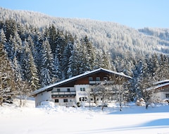 Hotel Alpenhof (St. Martin am Tennegebirge, Austria)