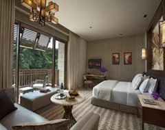 Khách sạn Resorts World Sentosa - Equarius Hotel (Singapore, Singapore)