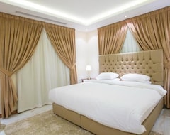 Khách sạn Al Fouz Luxury Hotel Suites (Jeddah, Saudi Arabia)