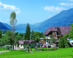 Khách sạn Wellness Landhaus Parth (Ossiach, Áo)