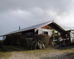 Hostel Beaconstone Eco Lodge (Westport, New Zealand)