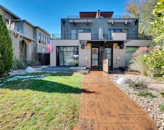 Koko talo/asunto Stunning Contemporary Townhome In Cherry Creek North (Denver, Amerikan Yhdysvallat)