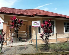 فندق Seri Baqti Homestay (Tanah Merah, ماليزيا)