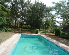 Khách sạn Manyara Sunbright Lodge and Campsite (Arusha, Tanzania)