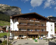 Khách sạn Hotel Serena (Selva in Val Gardena, Ý)