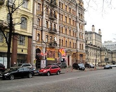 Otel Avalon (Kyiv, Ukrayna)