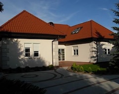 Hotel Villa Hof (Lubon, Polen)