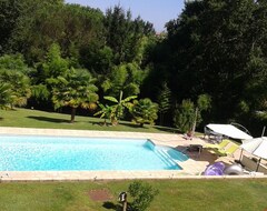 Cijela kuća/apartman Bayonne Calm And Relaxation By The Heated Swimming Pool In Lush Greenery (Bayonne, Francuska)