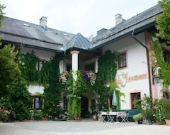 Khách sạn Hotel Huber (Abersee, Áo)