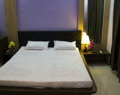 Hotel Pride (Amravati, Indija)