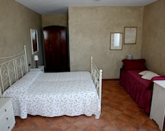 Bed & Breakfast Casale di Sambuceto (Compiano, Ý)