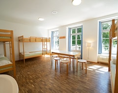 Richterswil Youth Hostel (Richterswil, Švicarska)