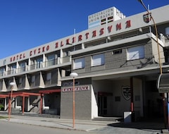 Hotel Euzko Alkartasuna (Macachin, Argentina)