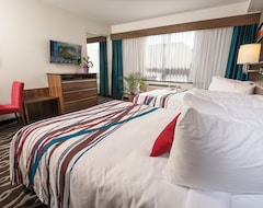 Hotel Encore Suites by Service Plus Inns (Grande Prairie, Canada)