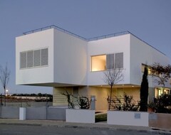 Toàn bộ căn nhà/căn hộ Modern Vacation House Nearby Sa Ràpita Beach - Go Walking To The Beach! (Sa Rapita, Tây Ban Nha)