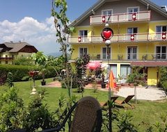Pauli´s Familienhotel Pogöriacherhof (Faak am See, Avusturya)