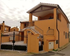Aparthotel La Casa Felice Appartamenti (Domus de Maria, Italija)