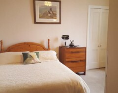 Hotel Strathcona Guesthouse (Perth, United Kingdom)