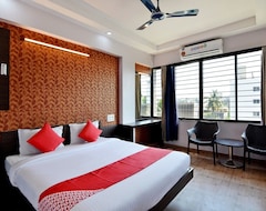 Hotelli OYO 22643 Hotel Majestic Deluxe Lodging (Kolhapur, Intia)