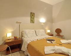 Hotel Veroniki Studios & Apartments (Moraitika, Greece)