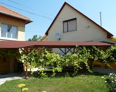 Khách sạn Zsuzsa Tokaj (Tokaj, Hungary)