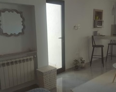 Cijela kuća/apartman Studio With Pool Access Ain Zaghouan Tunis (Zaghwar, Tunis)