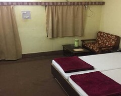 Hotel Rajmahal (Raigarh, India)