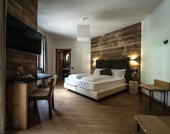 Hotel Orobie Alps Resort (Roncobello, Italy)