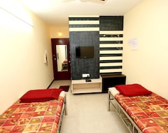 Khách sạn Central Guest House (Kolkata, Ấn Độ)