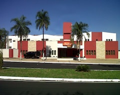 Khách sạn Agua Branca Park Hotel (Araçatuba, Brazil)