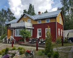 Pansiyon Merenkurkun Majatalo (Vaasa, Finlandiya)