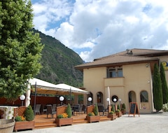 Otel Gasthof Mondschein (Naturns, İtalya)