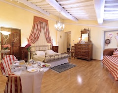Otel Antica Dimora Patrizia (Montecarlo, İtalya)