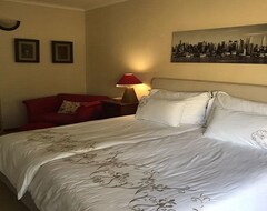 Hotel Nightjar Guest Lodge (Nelspruit, South Africa)