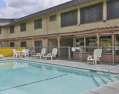 Hotel Travelodge By Wyndham Turlock (Turlock, USA)