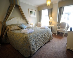 Hotel The Feathers Royal (Aberaeron, United Kingdom)