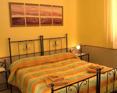 Bed & Breakfast I Colori Del Sole (Fiumefreddo di Sicilia, Ý)