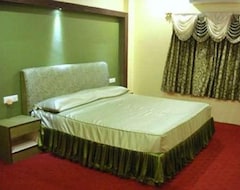 Hotel Sunshine (Murshidabad, India)