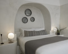 Hotel Filotera Suites (Oia, Greece)