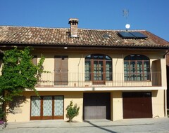 Khách sạn La Vigna Del Parroco 2- giallo - (Serralunga d'Alba, Ý)