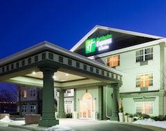 Holiday Inn Express Hotel & Suites Oshkosh - State Route 41, an IHG Hotel (Oškoš, Sjedinjene Američke Države)
