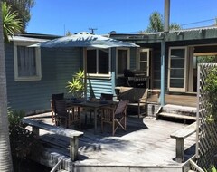 Entire House / Apartment Classic Kiwi Bach With Large Sunny Deck (Mangawhai, New Zealand)