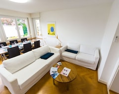Hele huset/lejligheden Sunny & Quiet Apartment In Zurich, 20 Min From City Center. (Zürich, Schweiz)
