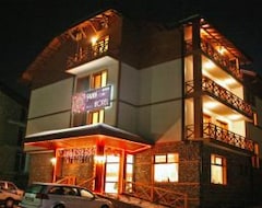 Khách sạn Pirina Club (Bansko, Bun-ga-ri)