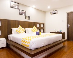 Hotelli Sholas Residency Shoram Palace Road (Udhagamandalam, Intia)