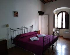 Otel Residenza Alunno (Foligno, İtalya)